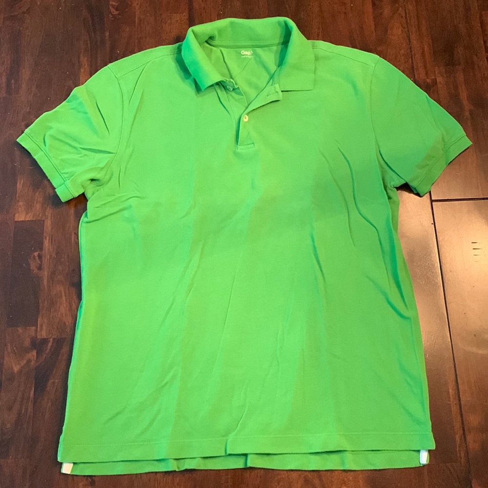 GAP men’s bright green short sleeve polo, large